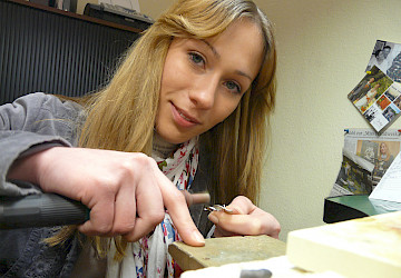 Goldschmiedemeisterin Sarah Franz