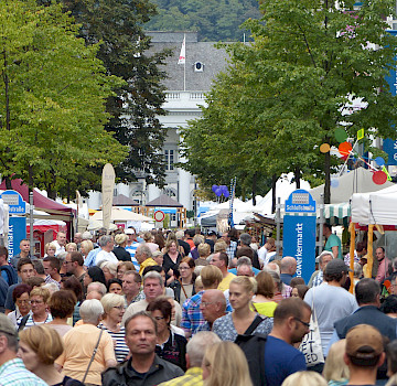 Tausende Besucher auf dem Kunsthandwerkermarkt der HwK