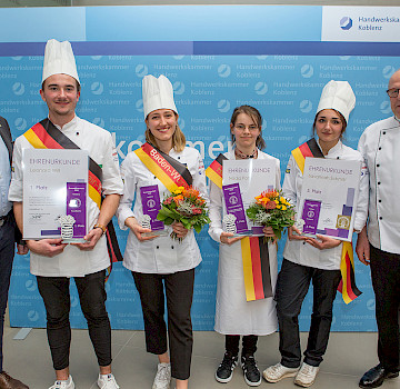 Finalisten des Leistungswettbewerbs der Konditoren auf Bundesebene
