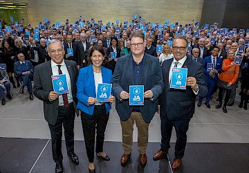 HwK-Präsident Krautscheid, Wirtschaftsministerin Schmitt, EU-Abgeordneter Seekatz und HwK-Hauptgeschäftsführer Hellrich beim Neujahrsempfang im Januar